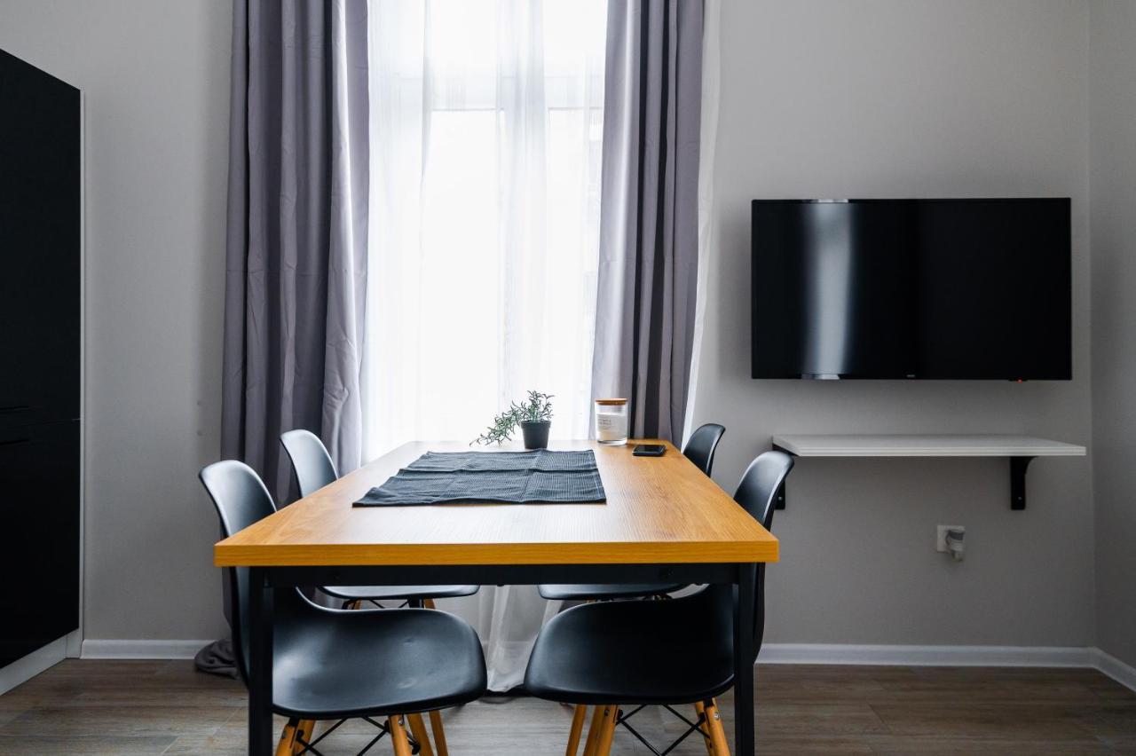 Boutique 2-Bedroom Apartment In София Экстерьер фото