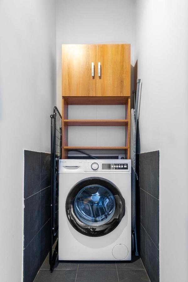Boutique 2-Bedroom Apartment In София Экстерьер фото